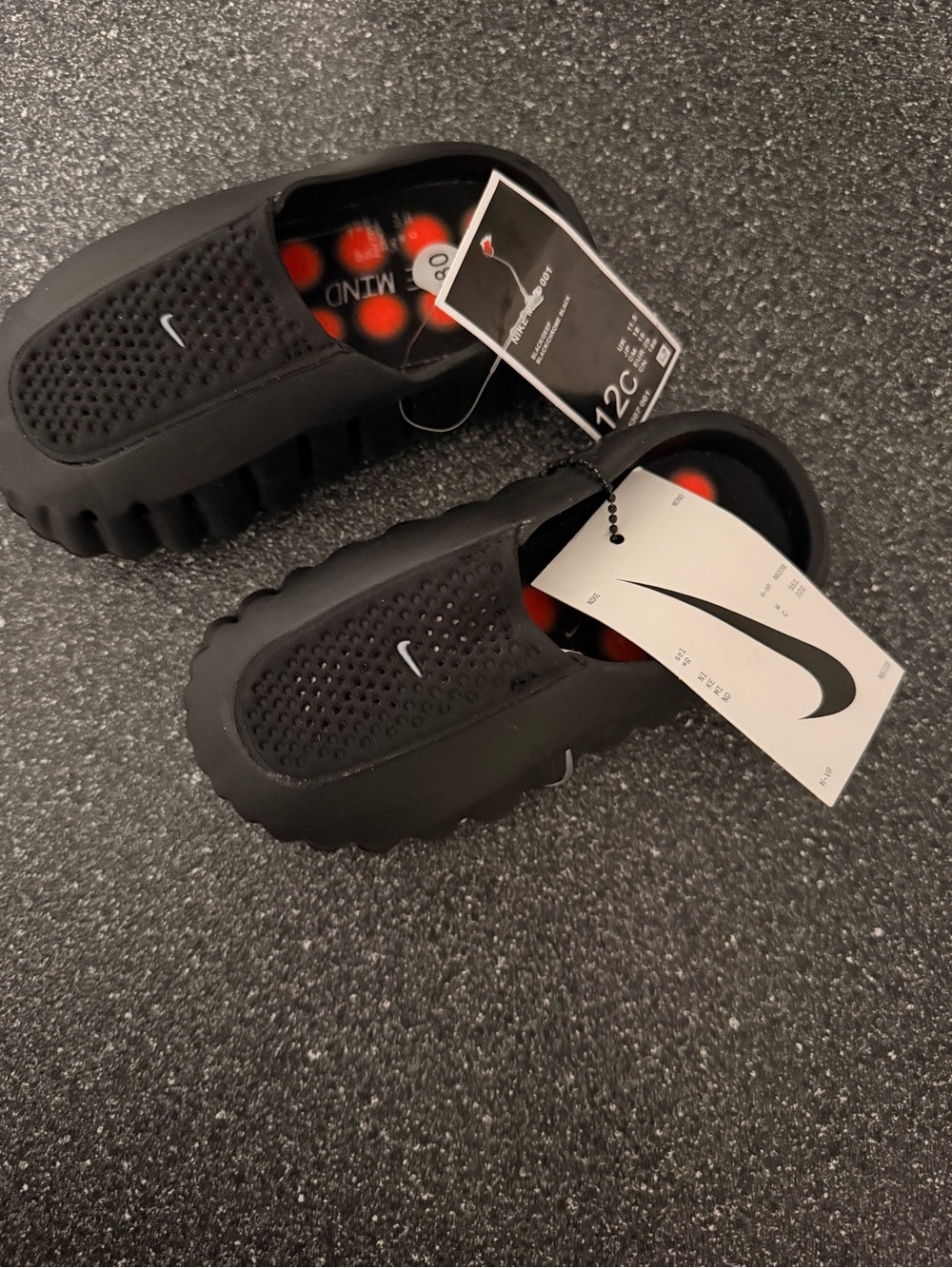 Nike Mind 001